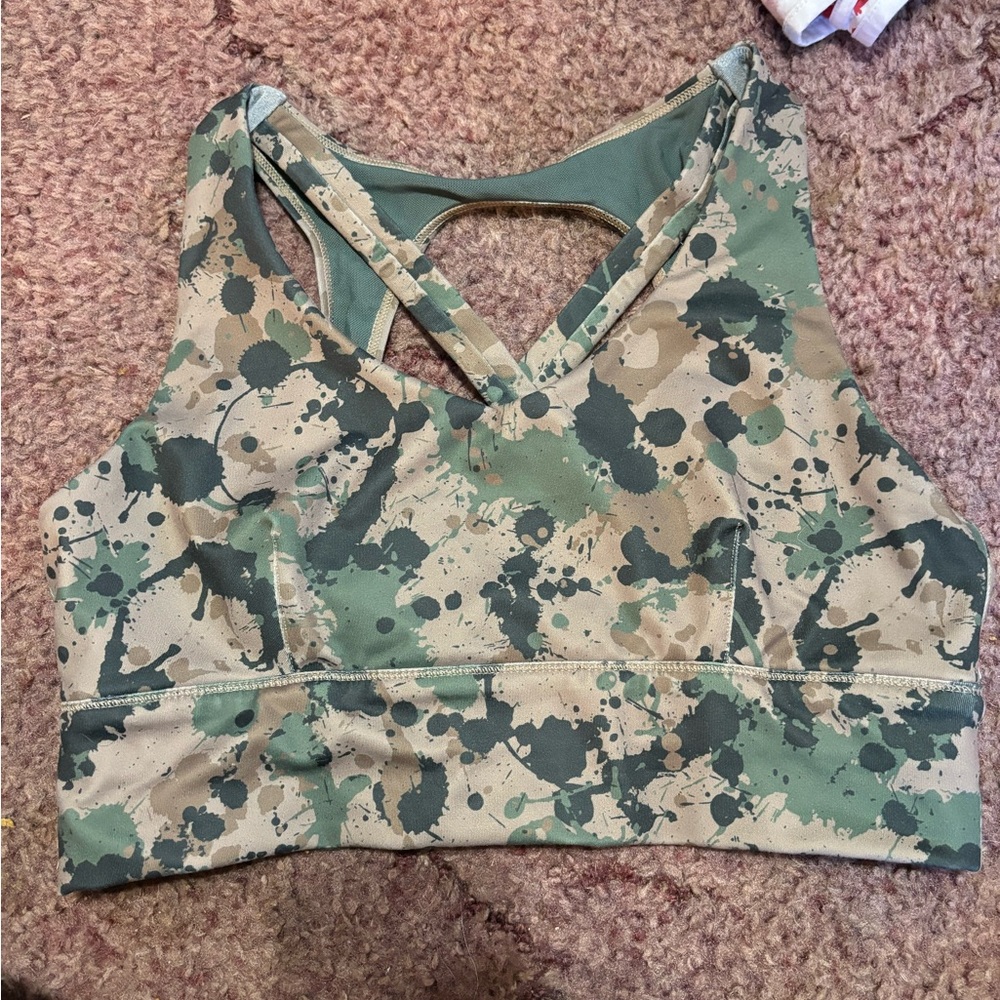 Born primitive splatter paint/camouflage sports bra
